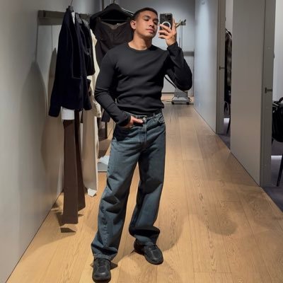 8pisit_'s profile picture