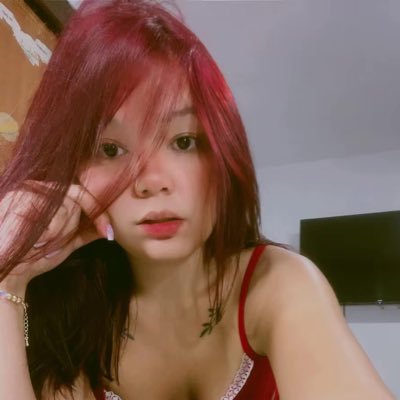 La China㊗️'s profile picture