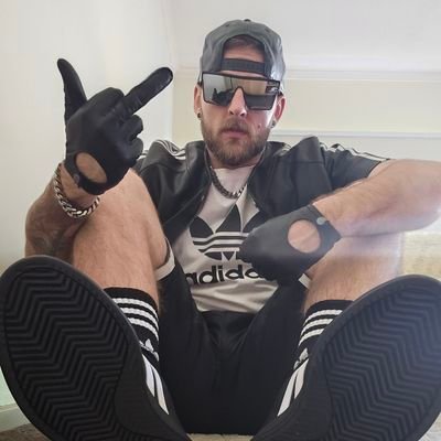 LthrFinDom's profile picture