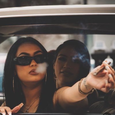 мать белых кроликов's profile picture