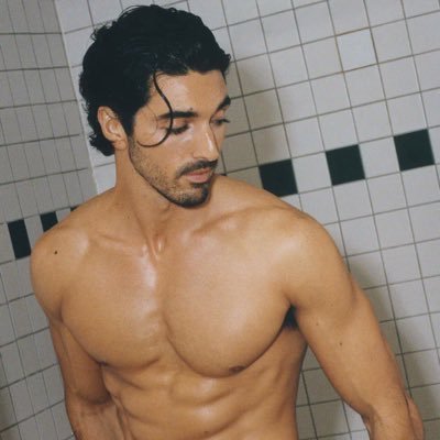 ilya’s backshots 🏒's profile picture