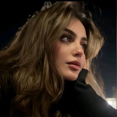 khooozam's profile picture