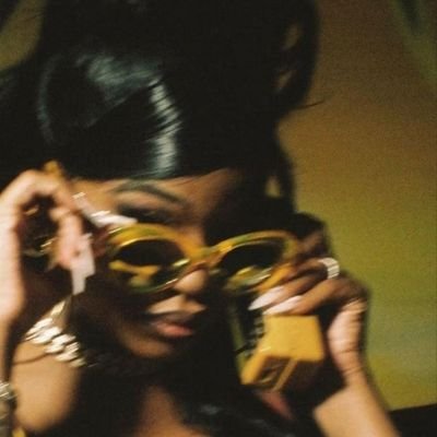 iam_zoeeee's profile picture