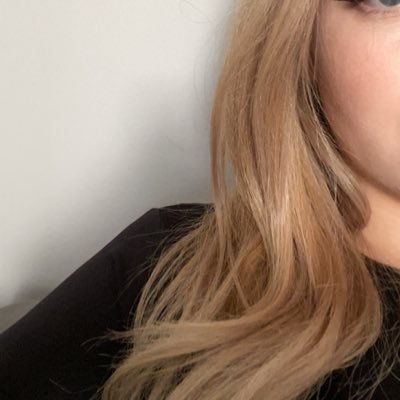 y's profile picture