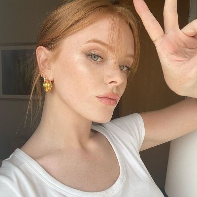 e.'s profile picture
