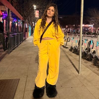 sheisbaegod's profile picture