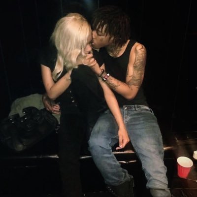 declarebtw's profile picture