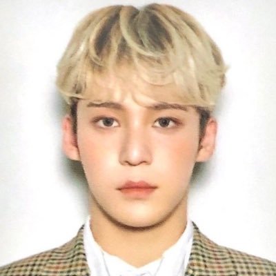 ੯‧̀͡⬮'s profile picture