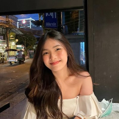 Liora Madeleine Grace's profile picture