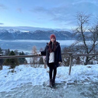 farangiszakani's profile picture