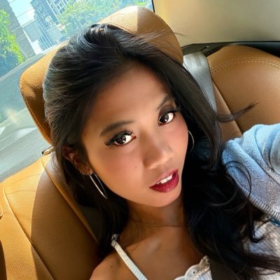 reallunamila's profile picture