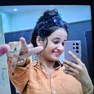 SeemaHub15n's profile picture