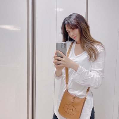 HAILEY | 헤일리🖤's profile picture