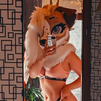 Floof_mochi_'s profile picture