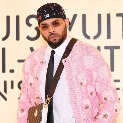 CHRIS BREEZY STAN 🩷's profile picture
