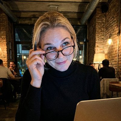 Mine 🌸's profile picture