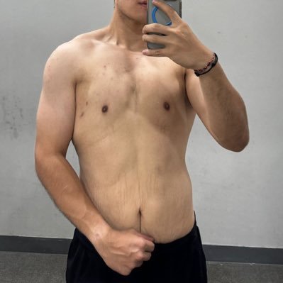 whiteLongDCK's profile picture
