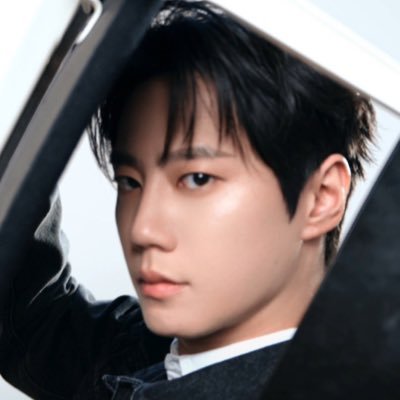 p*r 🥢 💤's profile picture