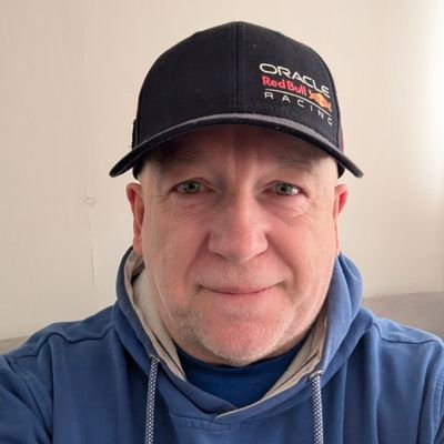 Petr Ostravak 🇺🇦🇮🇱🇪🇺's profile picture