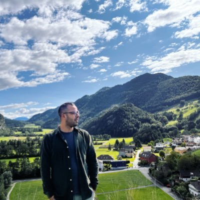 Nuri Akman | 8's profile picture