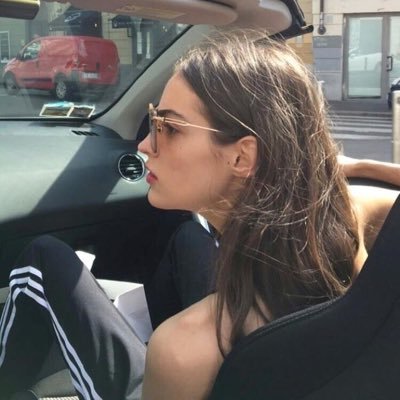 ♡sᴀʀᴀ's profile picture