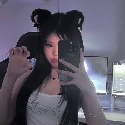 emm's profile picture