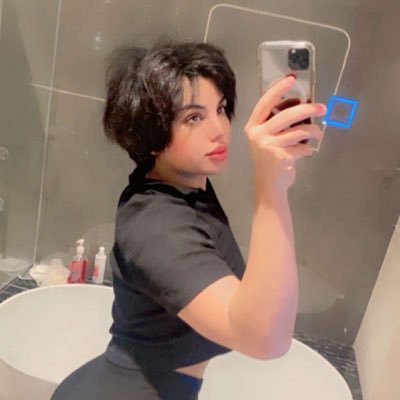 نيفو🖤's profile picture