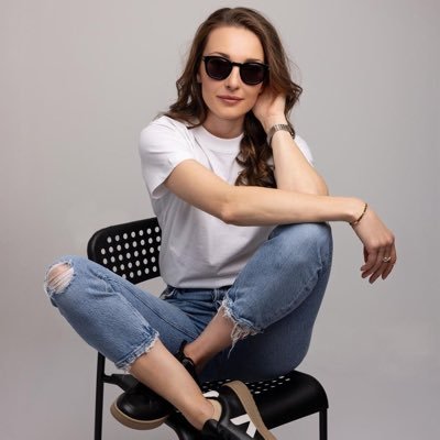 Amy Oliver's profile picture