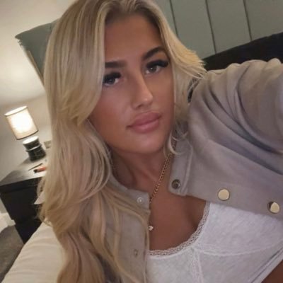 Ellie's profile picture