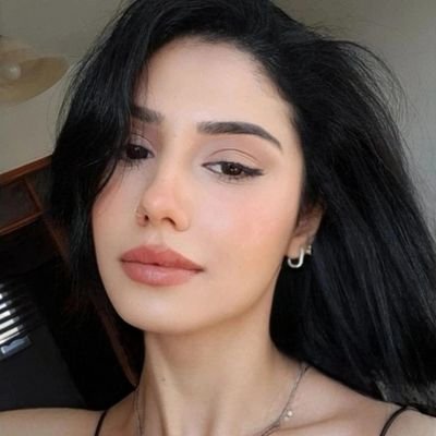 Nur's profile picture