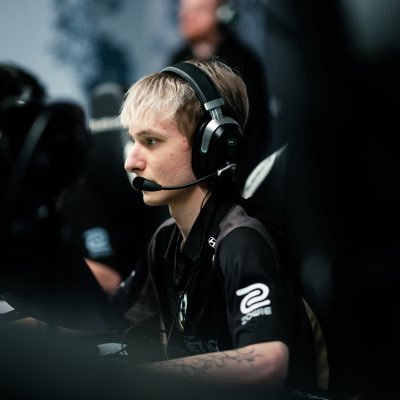 hellgruby's profile picture