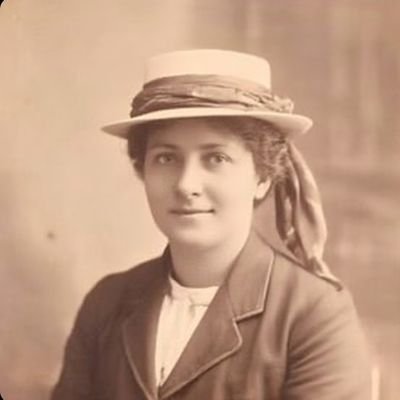 Ayşehullah Hanım's profile picture