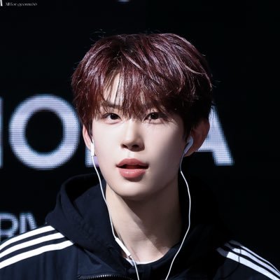 win's profile picture