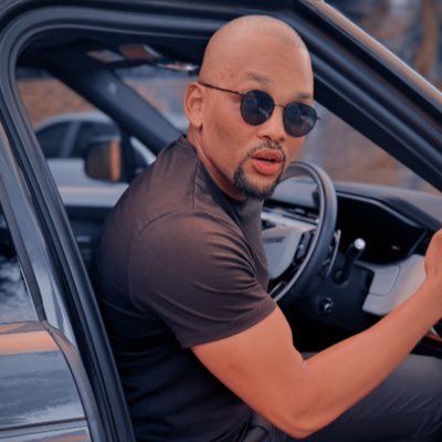 Ziphozonke Maswazi Mhlongo's profile picture