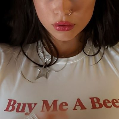 claramiller98's profile picture