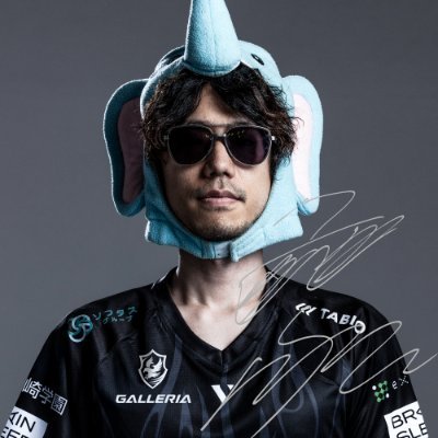 ZouSenpai's profile picture