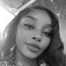 Profilbild von Carly👑🦋