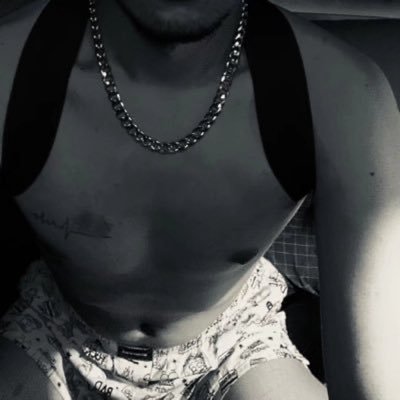 YZDLH18's profile picture