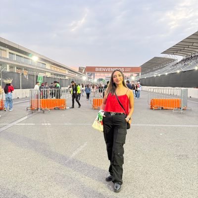FanniePecas's profile picture