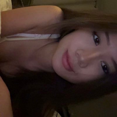 hienlovesu's profile picture