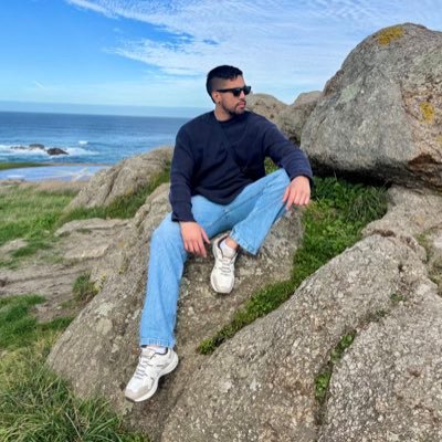 LUIS ROBLES's profile picture
