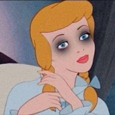 | نُ's profile picture