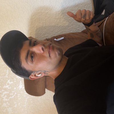 jewtoto415's profile picture