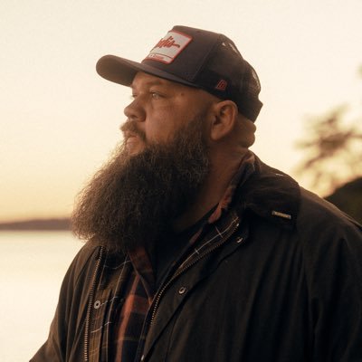 larryfleet's profile picture