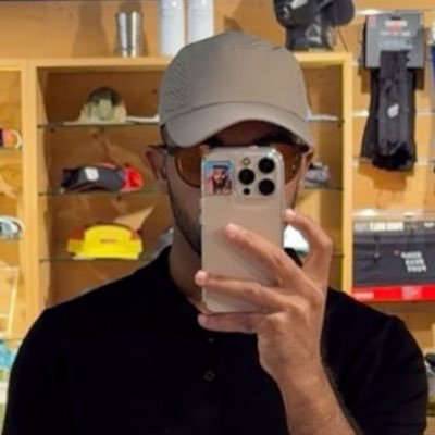 S a b t's profile picture