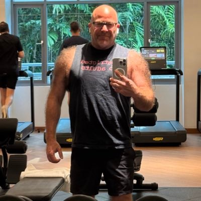 AlanInBetween's profile picture