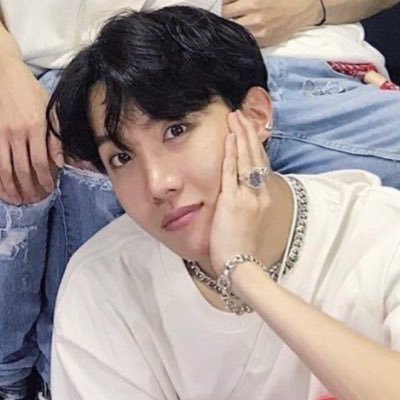 𝗁𝖺𝗋𝗎‥'s profile picture
