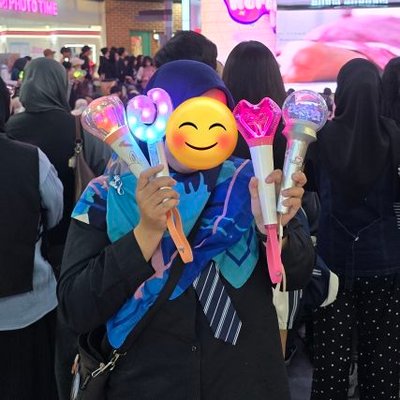 SYA🐰❄🍓🌴👾's profile picture