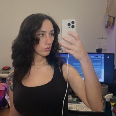 garlic wife's profile picture
