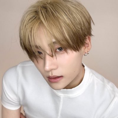 데이's profile picture